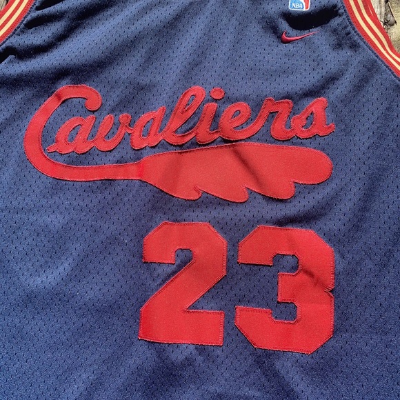 Vintage lebron james jersey - Picture 3 of 4